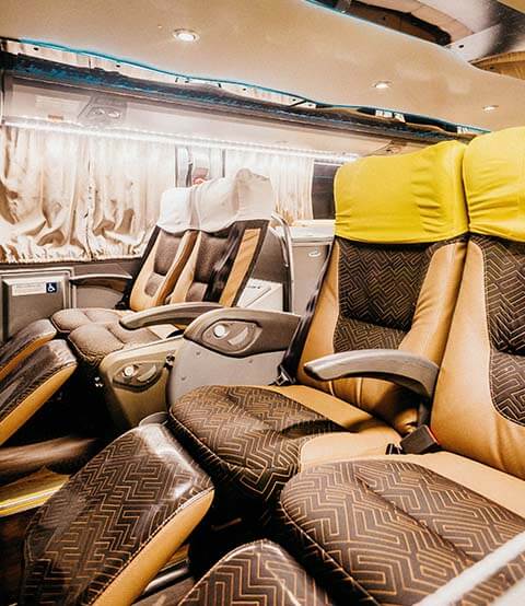 Minneapolis charter bus rentals